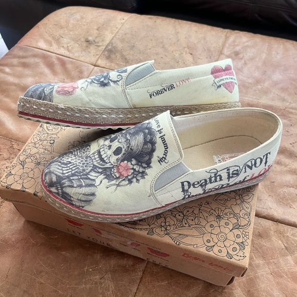 Goby Dia de los Muertos slip on shoes 41, 9.5 - Picture 6 of 11